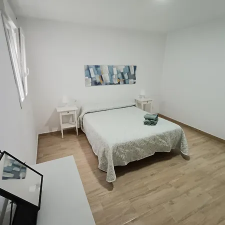 Piso Avenida Junto A La Playa Apartment *
