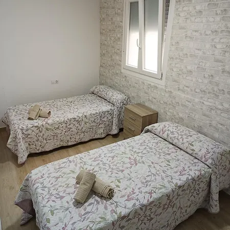 Piso Avenida Junto A La Playa Apartamento Cádis