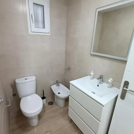 Piso Avenida Junto A La Playa * Cadiz